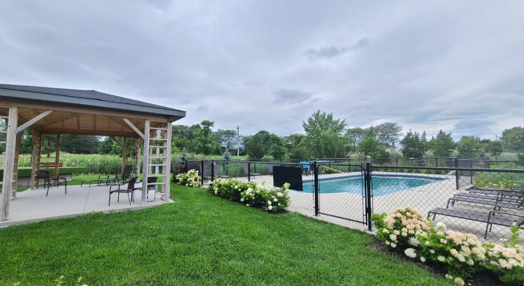 rent a residential in CA Brossard