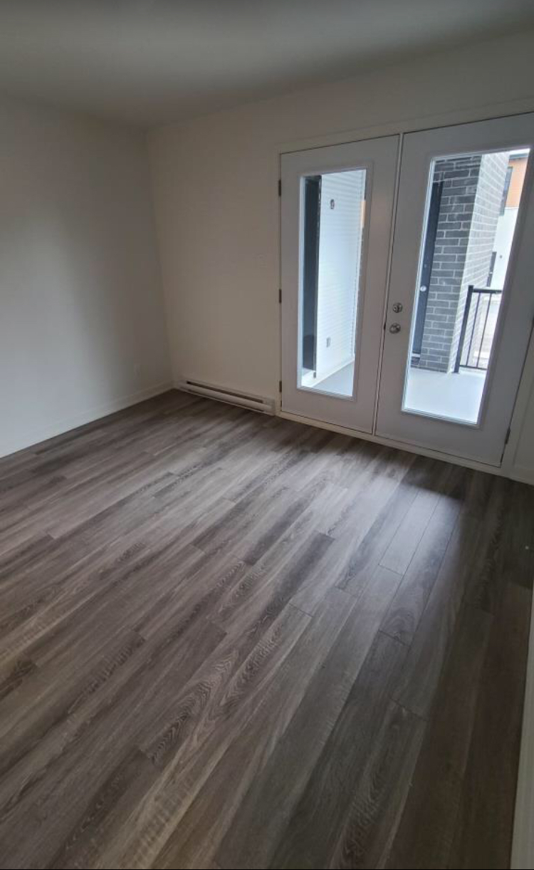 Rent residential apartment 83.50sqf. in Brossard, Quebec, Canada image 13