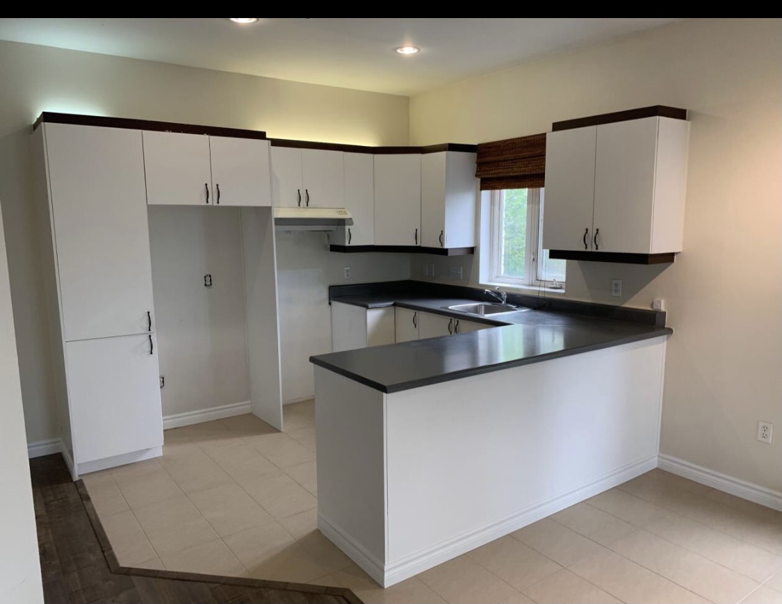 Rent residential apartment 0.00sqf. in Brossard, Quebec, Canada image 2