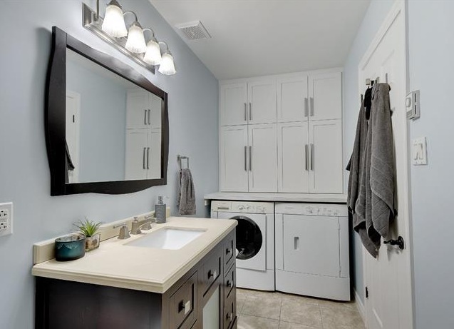 Buy residential apartment 1006.43sqf. in La Prairie, Quebec, Canada image 12
