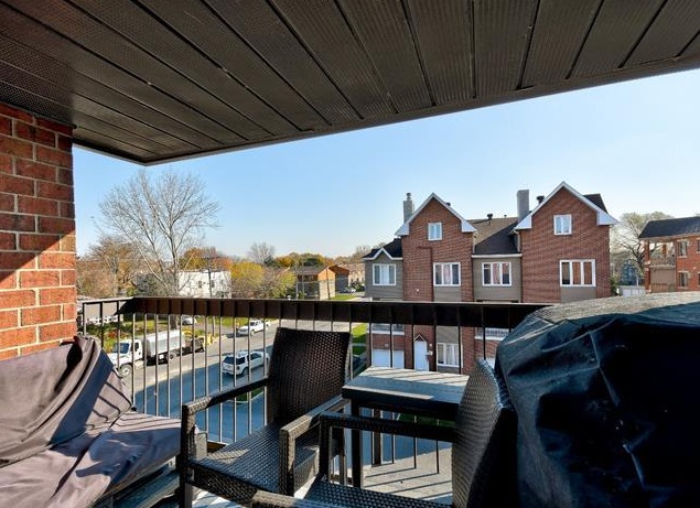 Buy residential apartment 1006.43sqf. in La Prairie, Quebec, Canada image 14