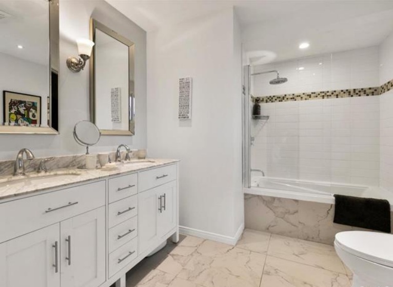 Rent residential two or more storey 2838.00sqf. in Montréal, Quebec, Canada image 16