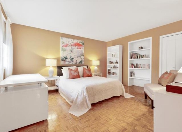 Rent residential two or more storey 2838.00sqf. in Montréal, Quebec, Canada image 18