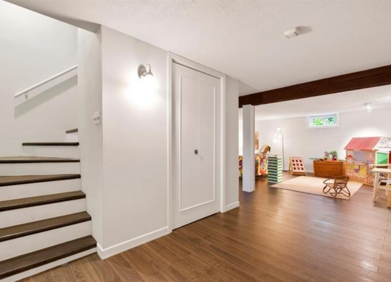 Rent residential two or more storey 2838.00sqf. in Montréal, Quebec, Canada image 25