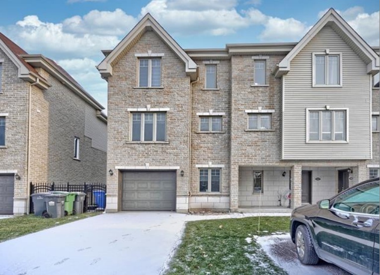 rent a residential in CA Brossard