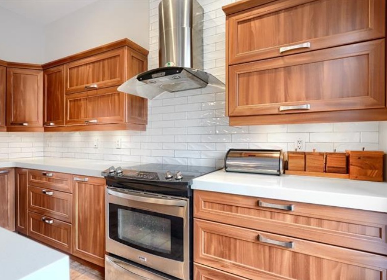 Rent residential split level 0.00sqf. in Brossard, Quebec, Canada image 2