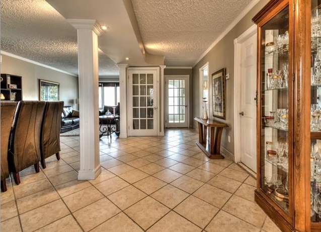Rent residential triplex 0.00sqf. in Brossard, Quebec, Canada image 5